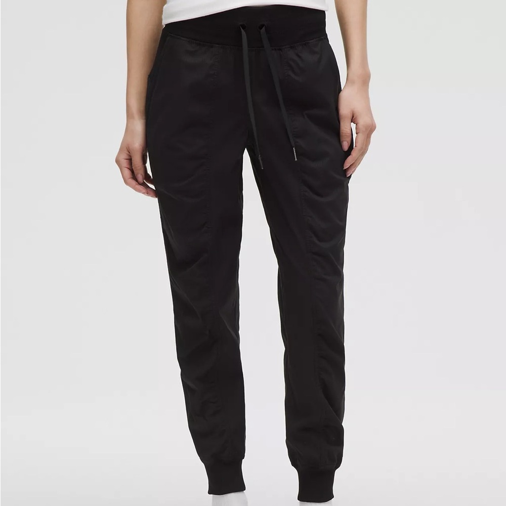 Lululemon Dance Studio Mid-Rise Jogger Full Length - size 6